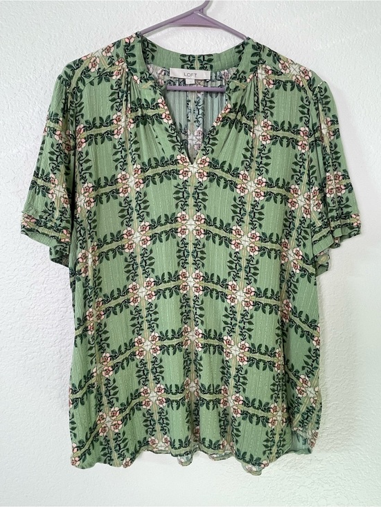 LOFT Tops - LOFT Green Floral Viscose Split Neck Blouse Size L